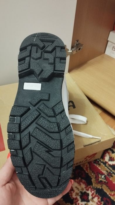 Ботинки зимние женские