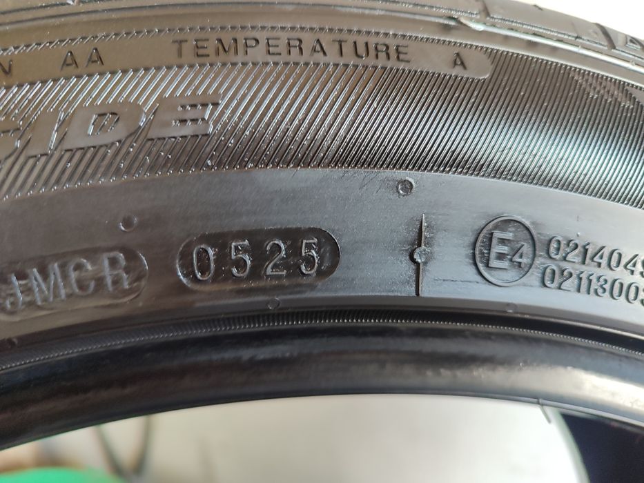 Летняя резина 235/45R18(2шт)