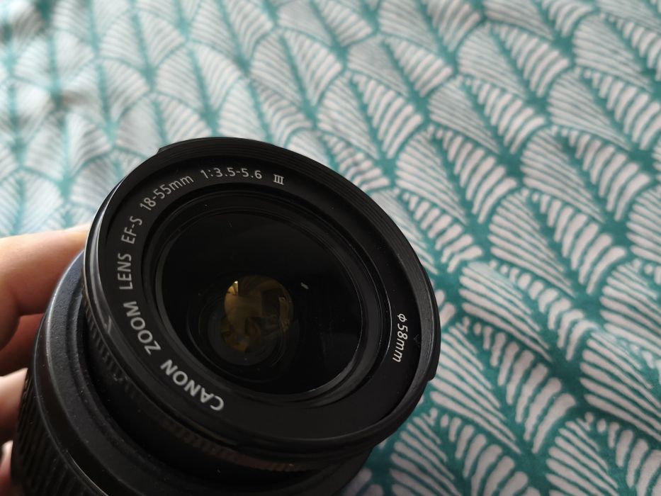 Obiectiv Canon EF-S 18-55mm III