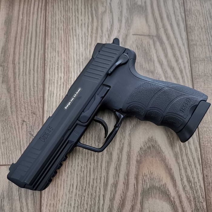 Еърсофт пистолет Heckler & Koch HK45 от UMAREX Германия Метална рама