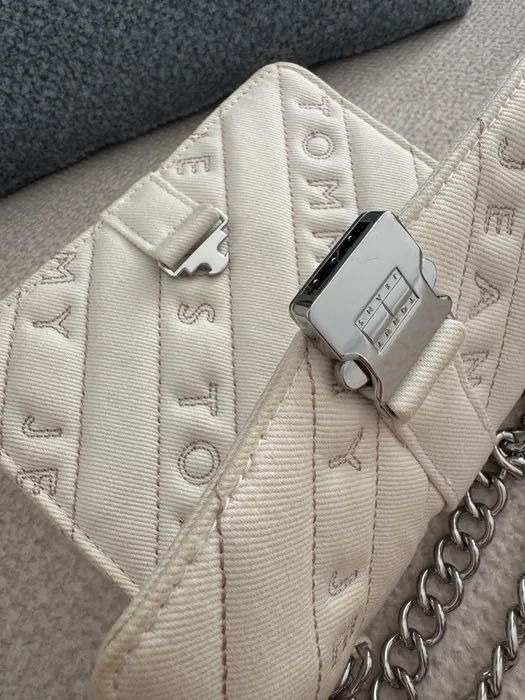 Чанта Tommy Hilfiger