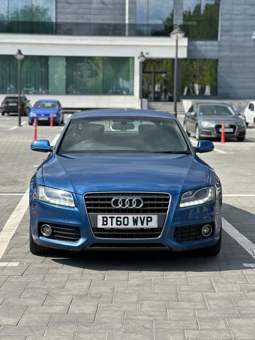 Dezmembrez Audi A5 2.0 tdi CAHA 8T hatchback S line