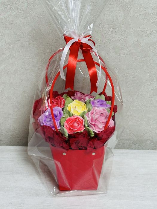 Розы из зефира в корзинке