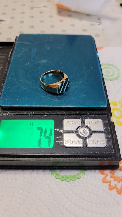 Мъжки златен пръстен 14К 7.4 гр.