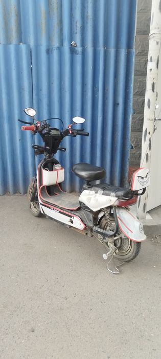 Продам скутер срочно