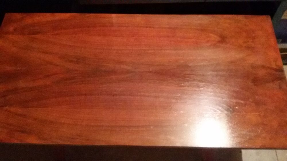 Холни дървени маси- 100см и 120см