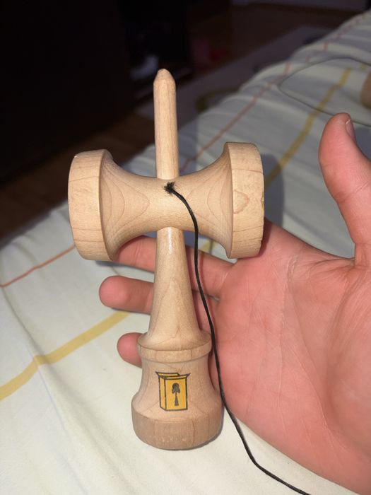 Kendama Cereal x Erattic squirel(migue)