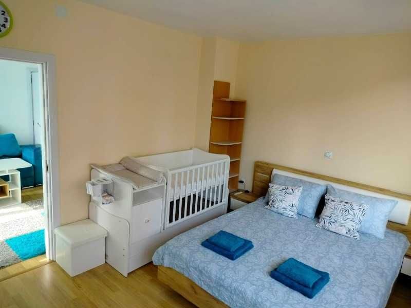 Дава се под наем Тристаен апартамент в София, Изток - 84 кв.м за 887.4 € - Снимка #5