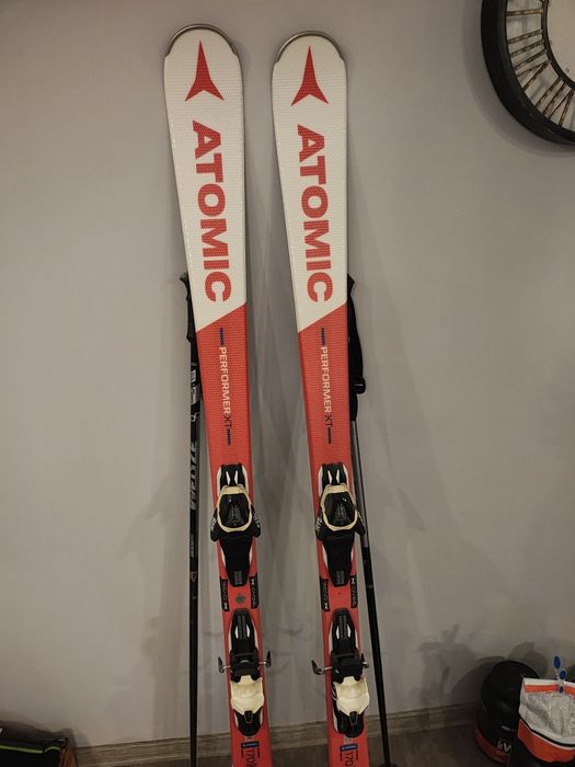 Schiuri Atomic XT 170, clăpari Wedze mărimea 29 și bețe schi