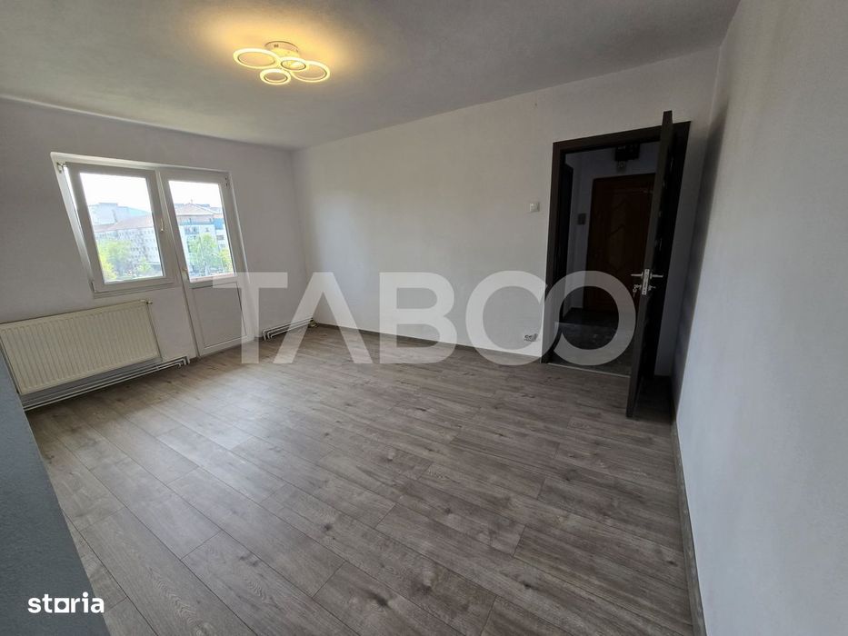 Apartament cu 2 camere renovat balcon pivnita Mihai Viteazul Sibiu