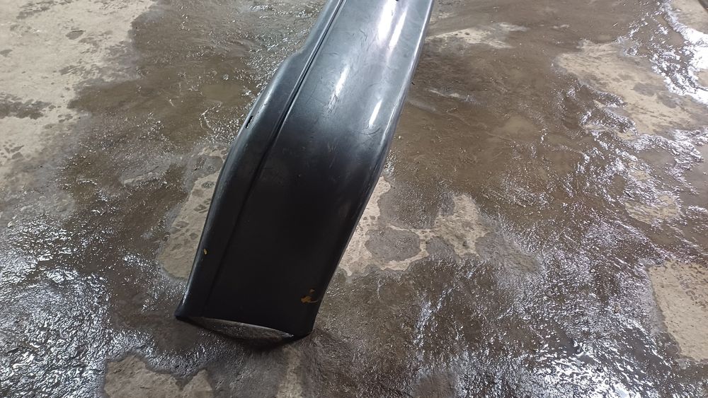 Продам бампер тойота эстима