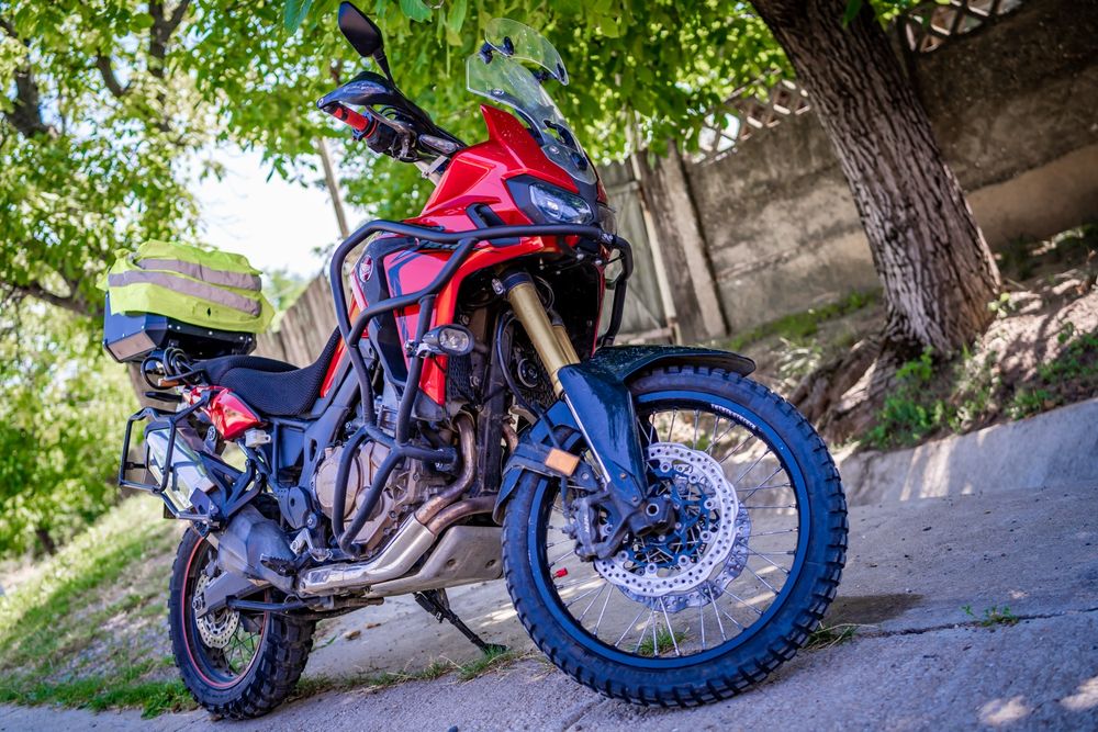 Vand Africa Twin  1000 manuala