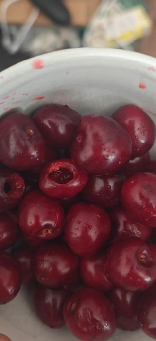 Cireșe Bio de Iunie 20 Ron/kg