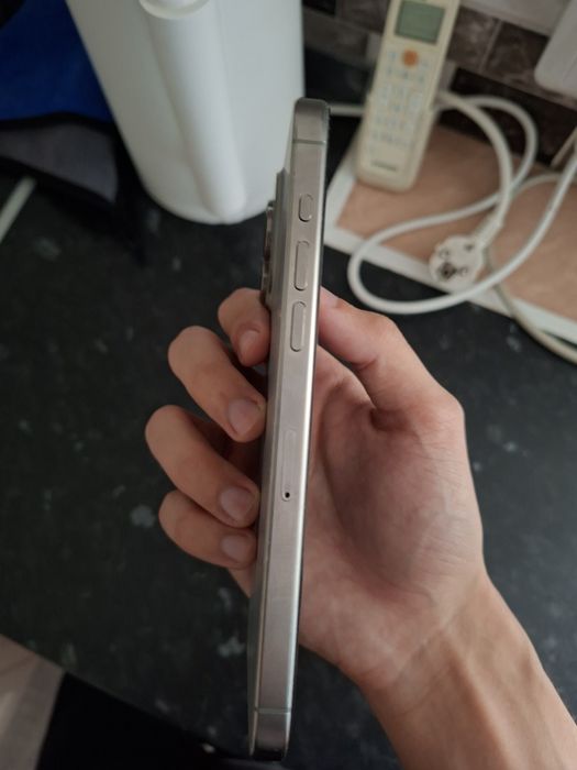 продам iphone 15 pro max