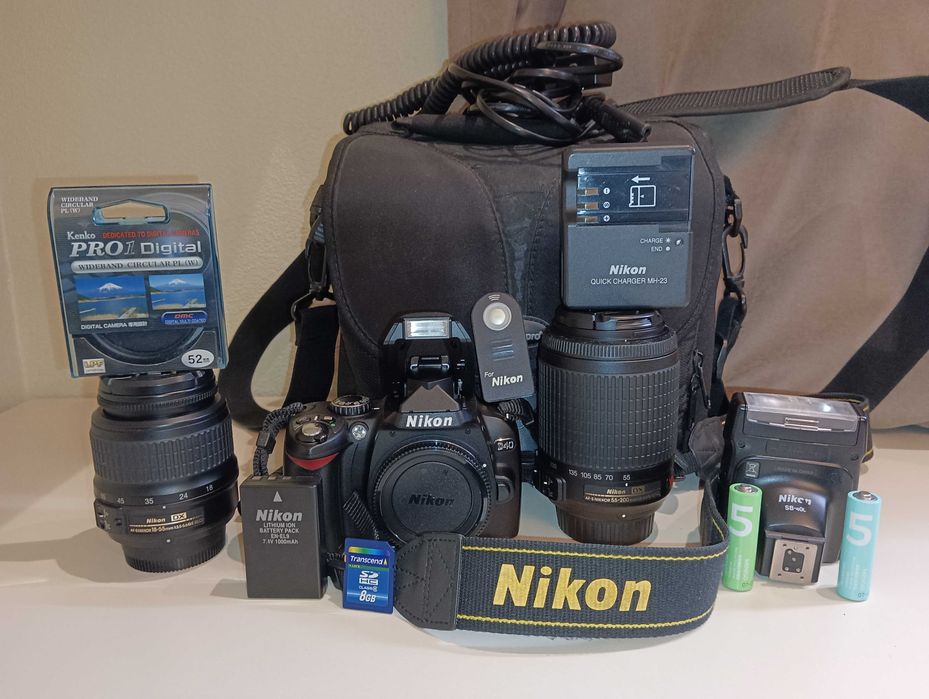 Nikon D40 жирный комплект