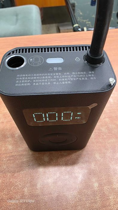 xiaomi portable electric air compressor 2