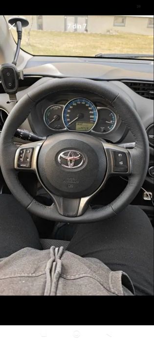 Toyota Yaris hybrid gpl colant bolt activ