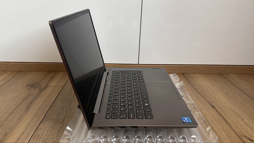 Лаптоп Lenovo Thinkbook 14 Gen 2 Intel i5-1135G7 8GB RAM 256GB SSD Windows 11 Pro