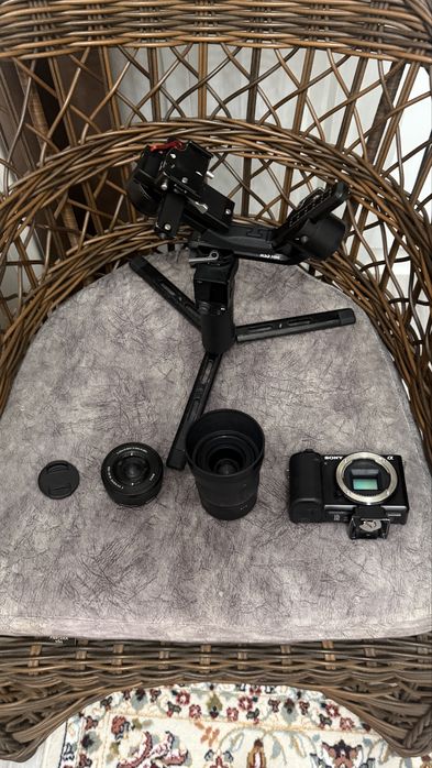 продаю sony-zv-e10