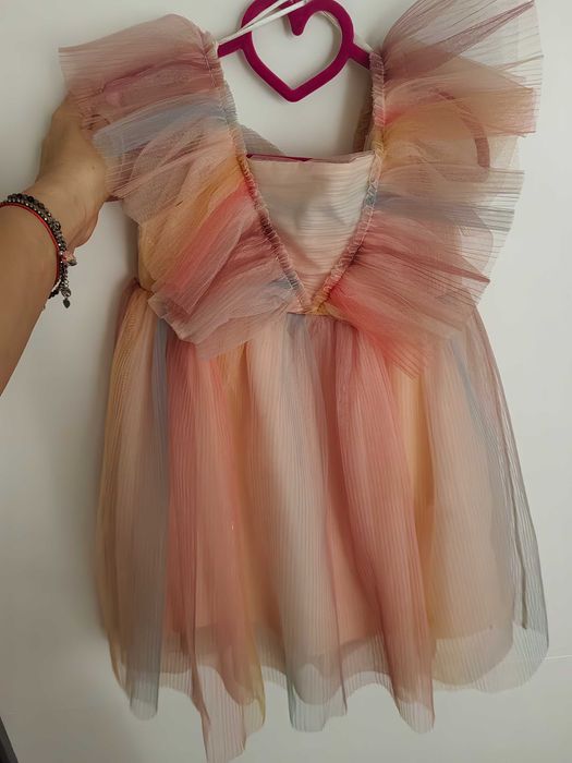 Детска рокля 110 размер H&M