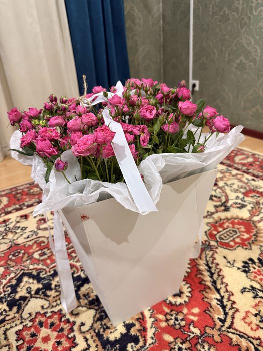Цветы в коробке