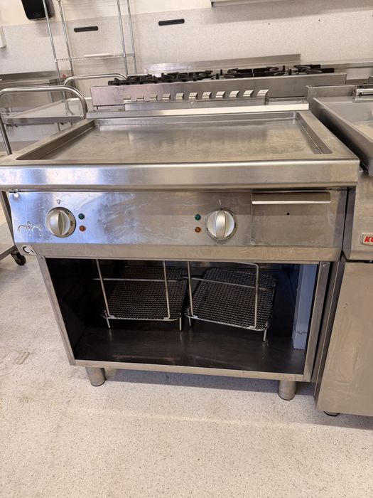 Gratar / Fry-top electric profesional ATA Serie 700, 80 cm, 2 zone