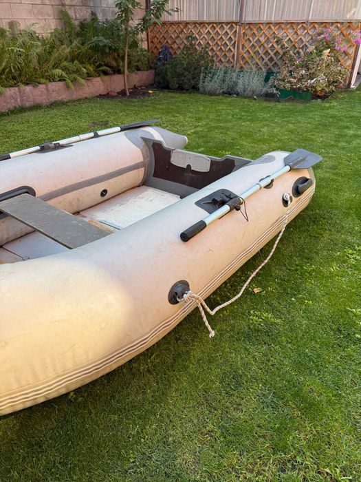 Лодка с транцем из ПВХ