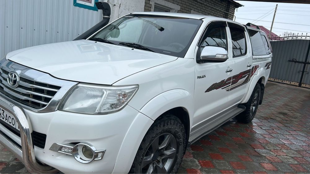 Продам тойоту хайлюкс