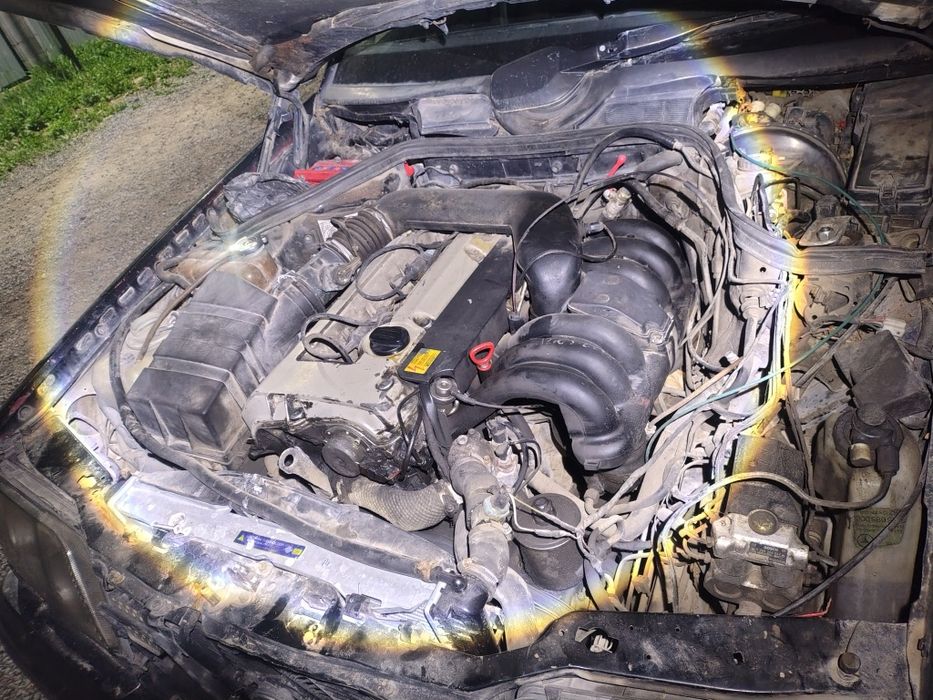 Авторазбор Мерседес 124
