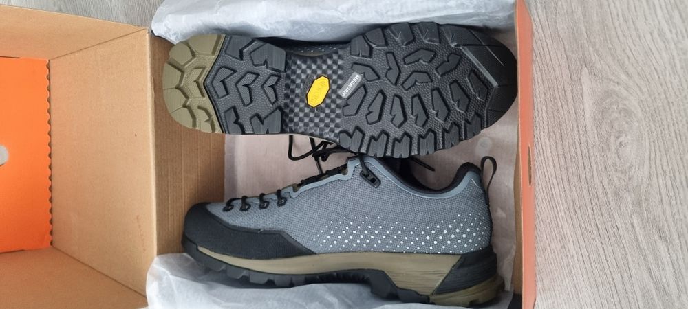 Tecnica Sulfur GTX 42