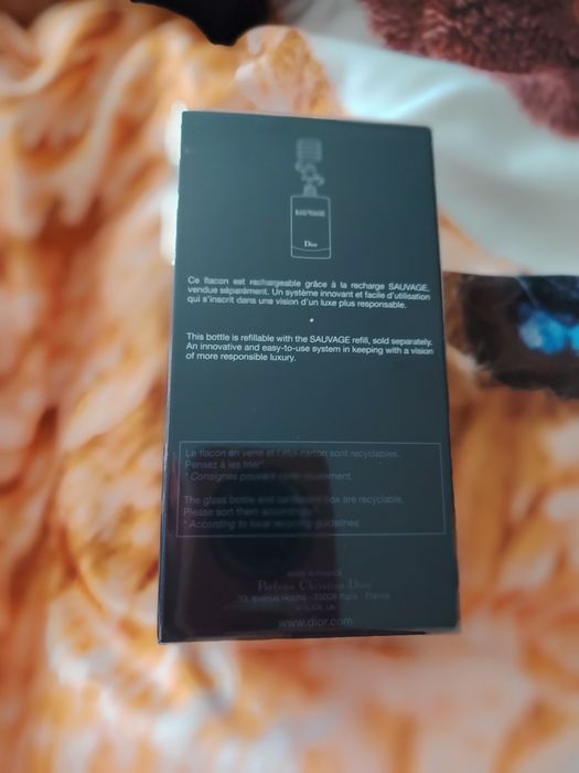 Продавам оригинален мъжки парфюмПратката се изпраща по екот или спиди.