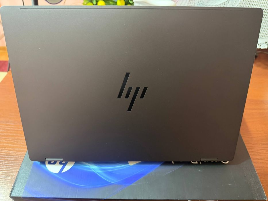 HP OmniBook X Flip 16