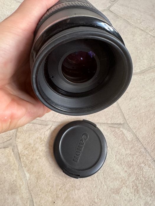 Obiectiv tele-zoom Canon EF 70-210mm f/4 constant-montura metal