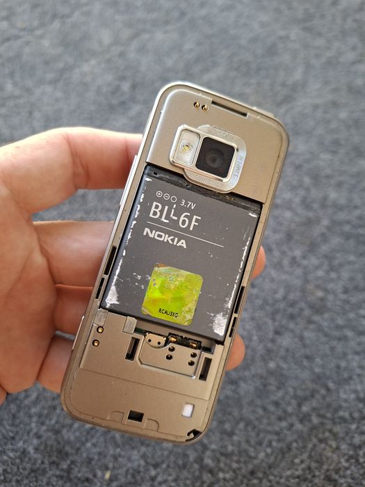 Nokia N78 sotladi rodnoy