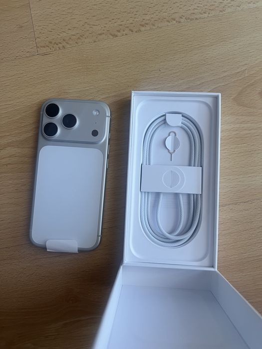 IPhone 17 pro /нов