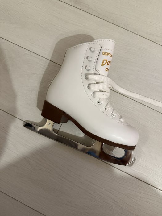 Фигурни кънки GRAF Davos Gold – размер 31