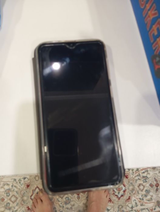 Самсунг А10 Продаю