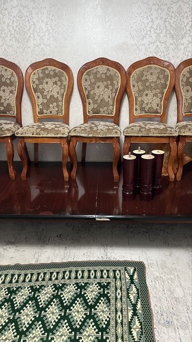 Гостевой стол 3,5 м со 12 стульями