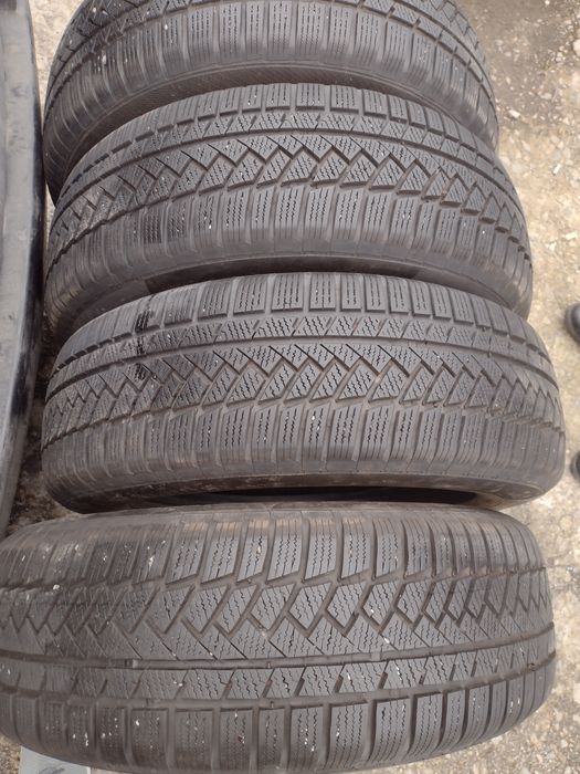 Перфектни 4бр.225/65/17 Continental TS850P dot4820