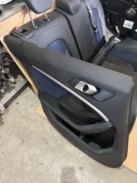 Салон BMW F40 M.