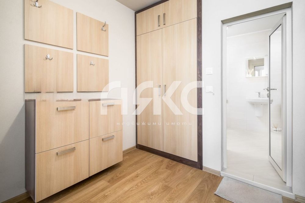 Дава се под наем Двустаен апартамент в София, Обеля 2 - 70 кв.м за 548.25 € - Снимка #4