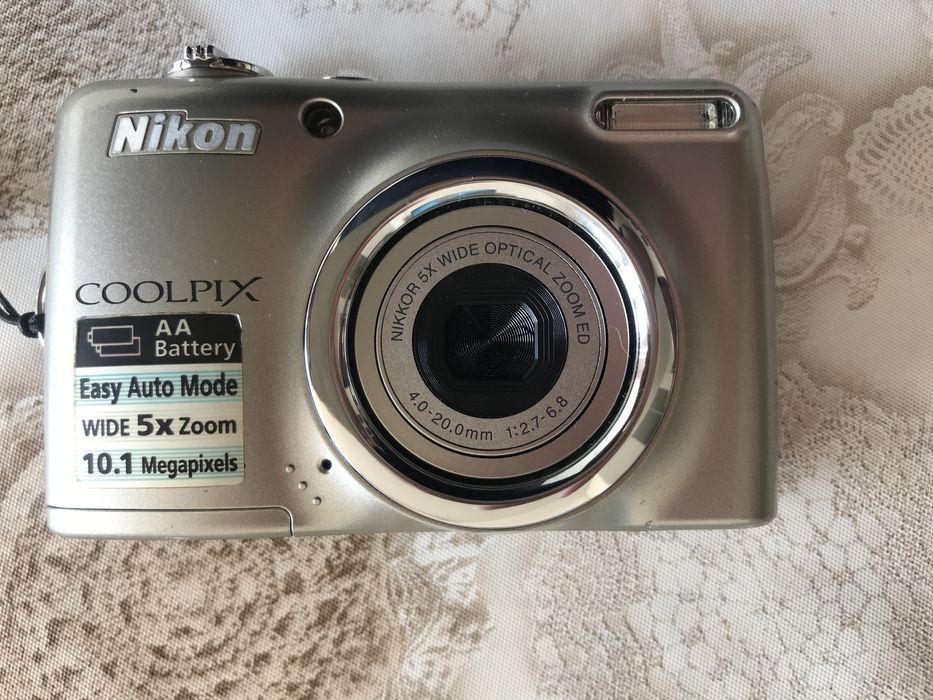 Предлагаме  фотоапарат  Никон.