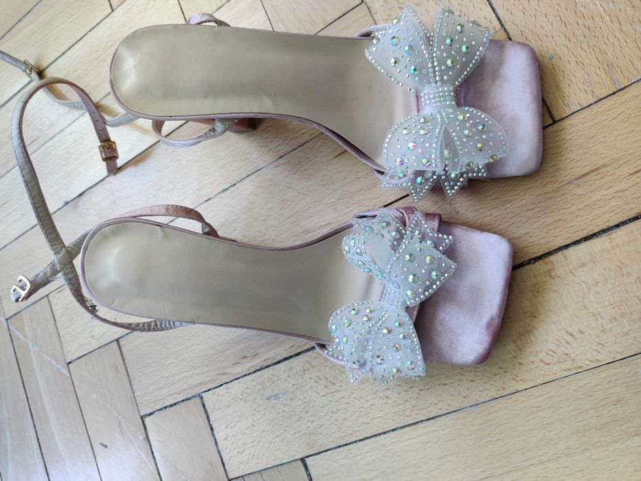 Елегантни дамси сандали - официални 37 номер