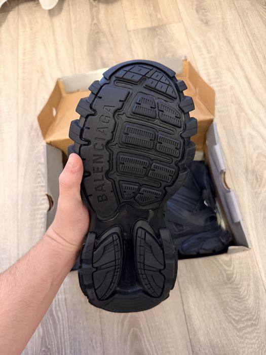 Balenciaga track high