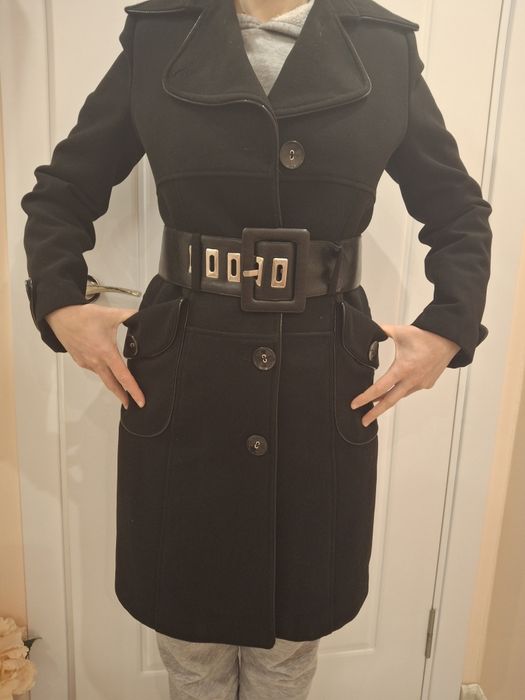 Дамско палто и елек.