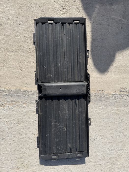 Grila activa hota Mercedes Gle