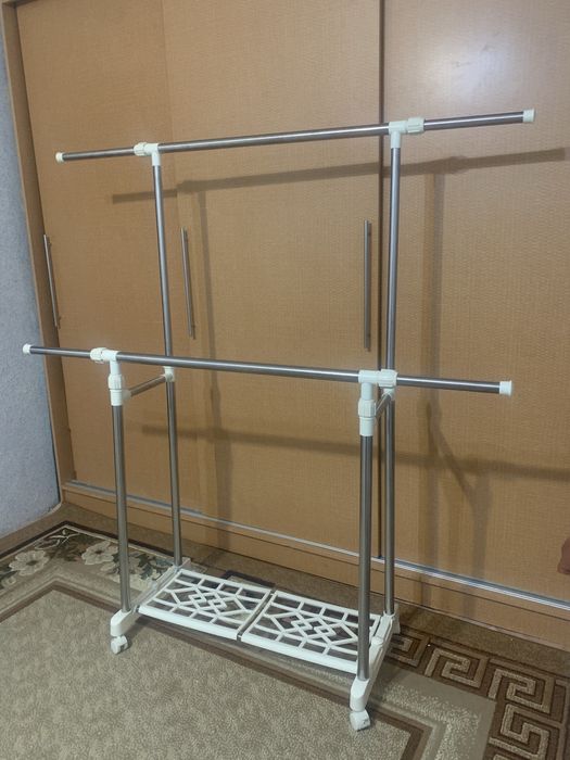 Вешалка напольная