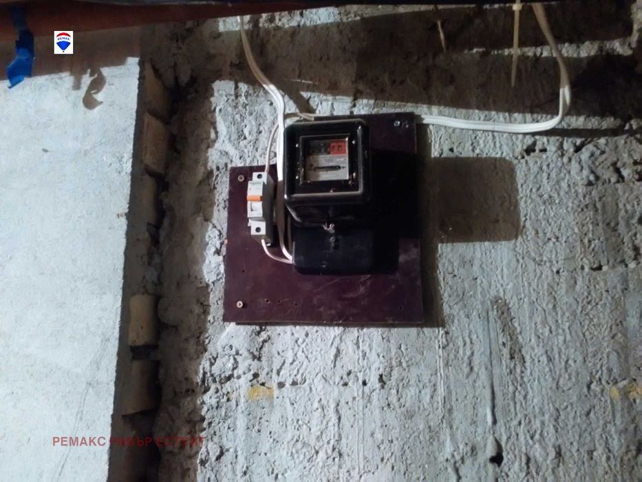 Продава се Гараж / Паркомясто в Русе, Ялта - 18 кв.м за 1248 €/кв.м - Снимка #4