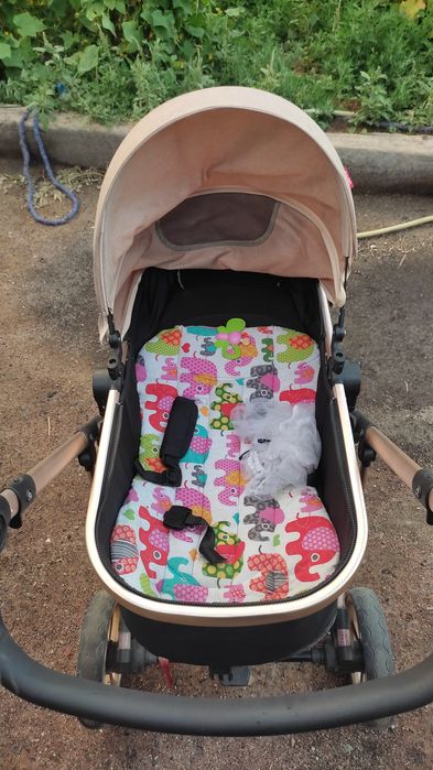 Продам коляску почти новая