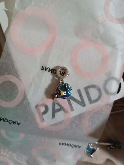 Талисмани и гривни Пандора